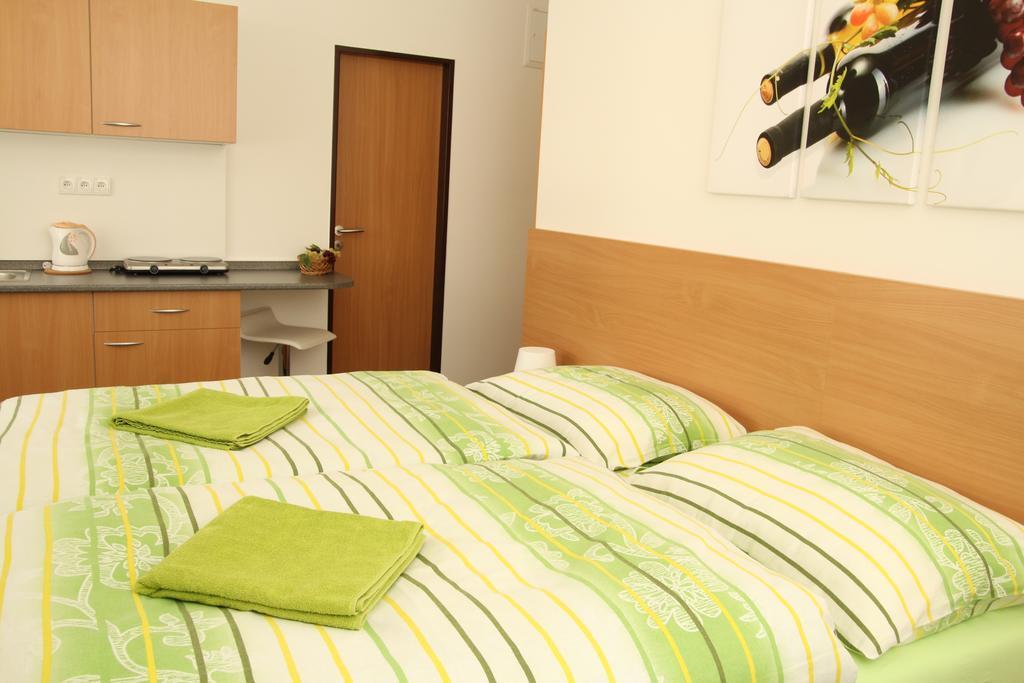 Penzion Bobule Stare Mesto  Habitación foto